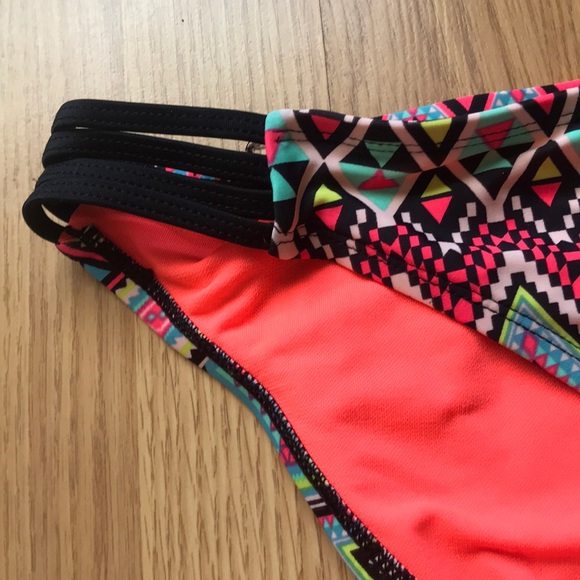 Xhilaration Bikini Bottoms - Picture 2 of 7